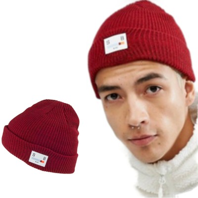 red nike skull cap