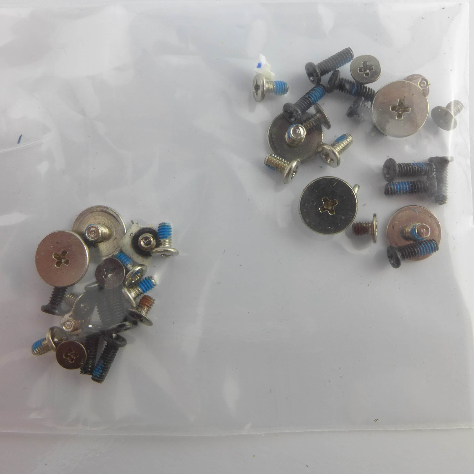 ORIGINAL Lenovo V110-15AST Schrauben Satz    screw set ✅