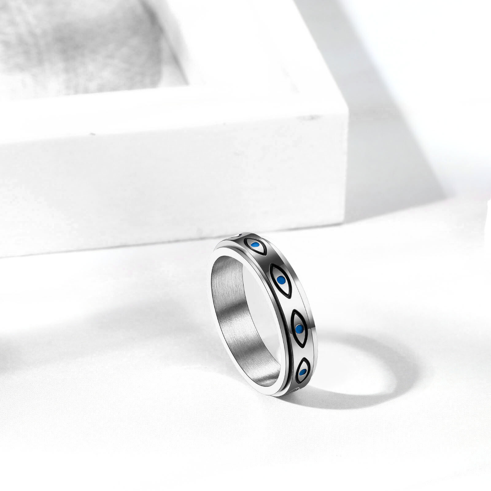eyeリング Evil Eye Spinner Ring Anti Anxiety Fidget Stainless Steel