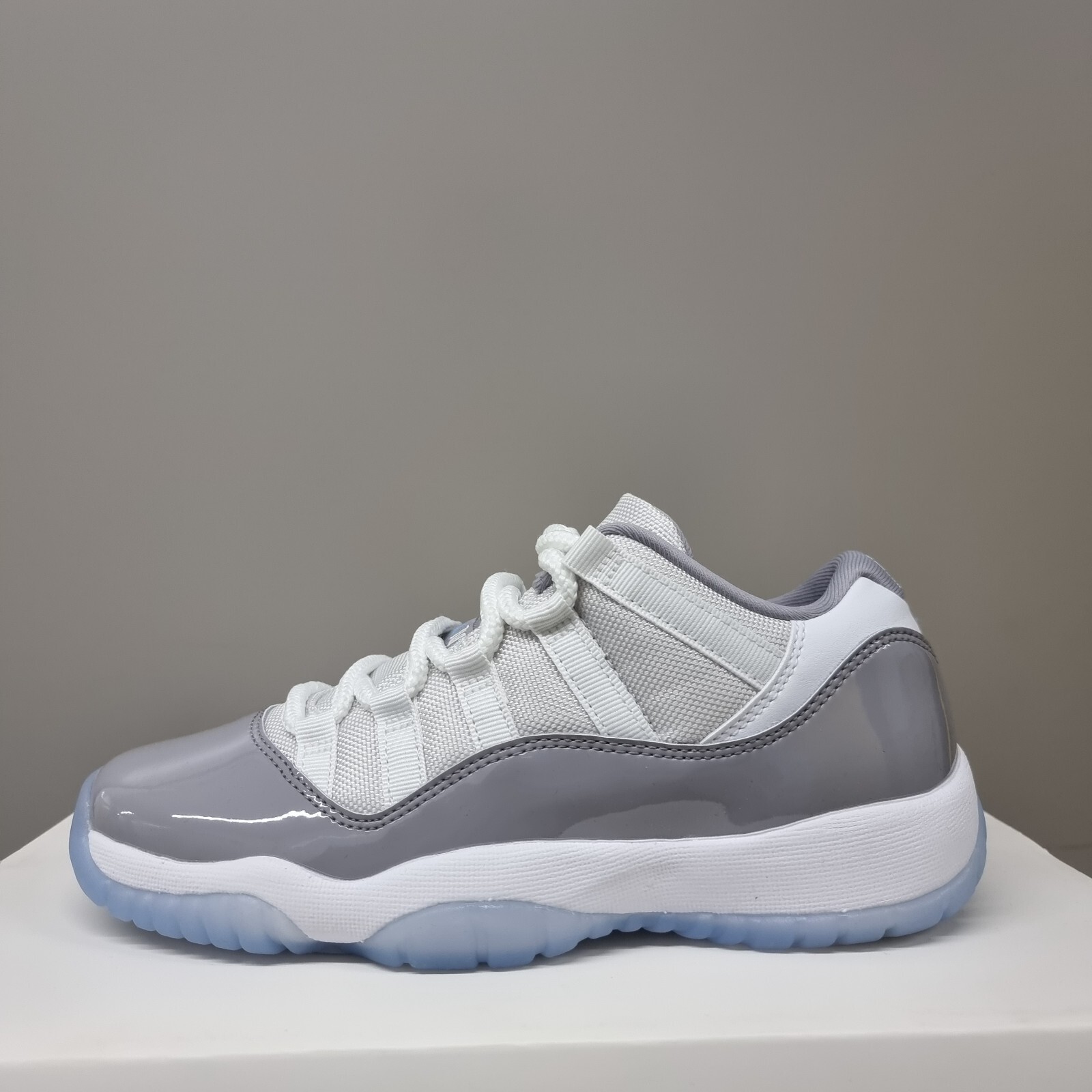 11s gray
