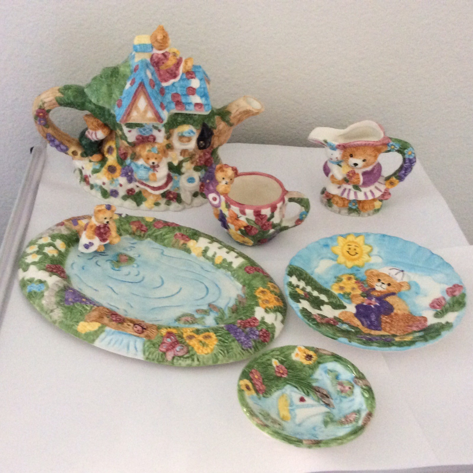 Children's Teddy Bear Tea Set Ceramic 23 Piece Hand Painted Vintage 1996
