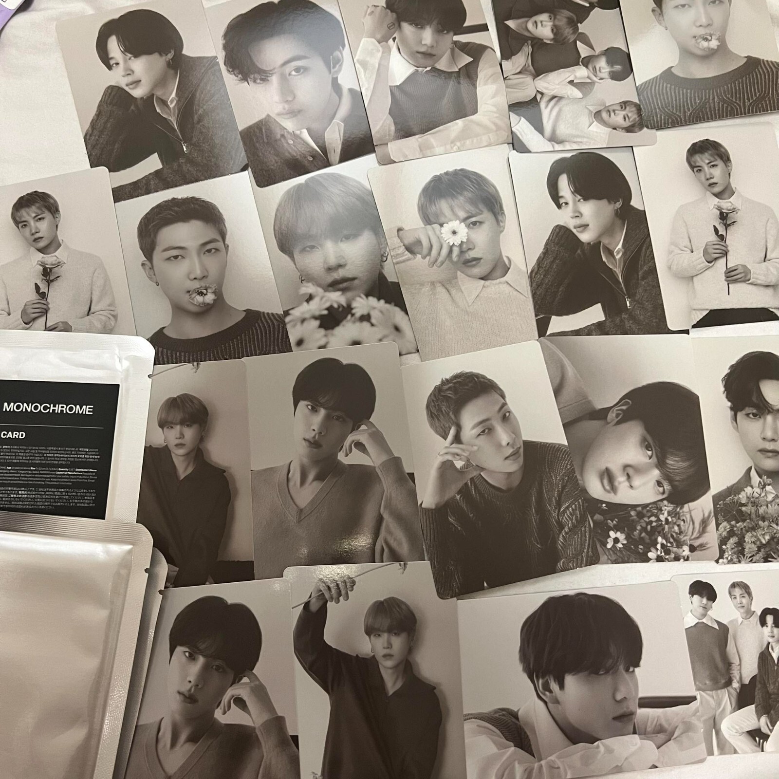 BTS MONOCHROME ミニフォト 4点セット 未開封 BTS MONOCHROME ミニフォト 4点セット 未開封 - メルカリ