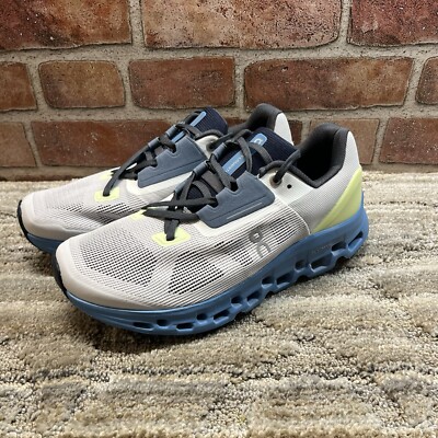 on cloudstratus Frost Niagara (39.98659) Men s Sz 7