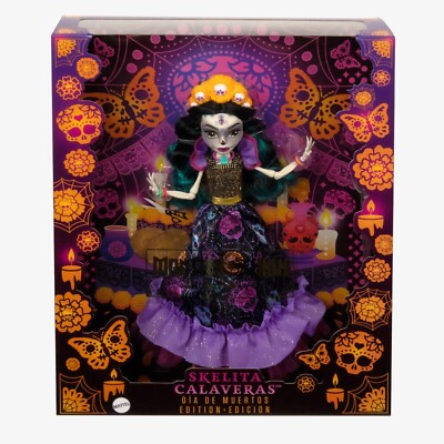 MONSTER HIGH HOWLIDAY SKELITA CALAVERAS DIA DE MUERTOS IN HAND