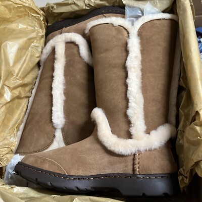 UGG KATIA WOMEN TALL BOOTS SUEDE CHESTNUT US 7 /UK 5.5 /EU 38 /JP 24
