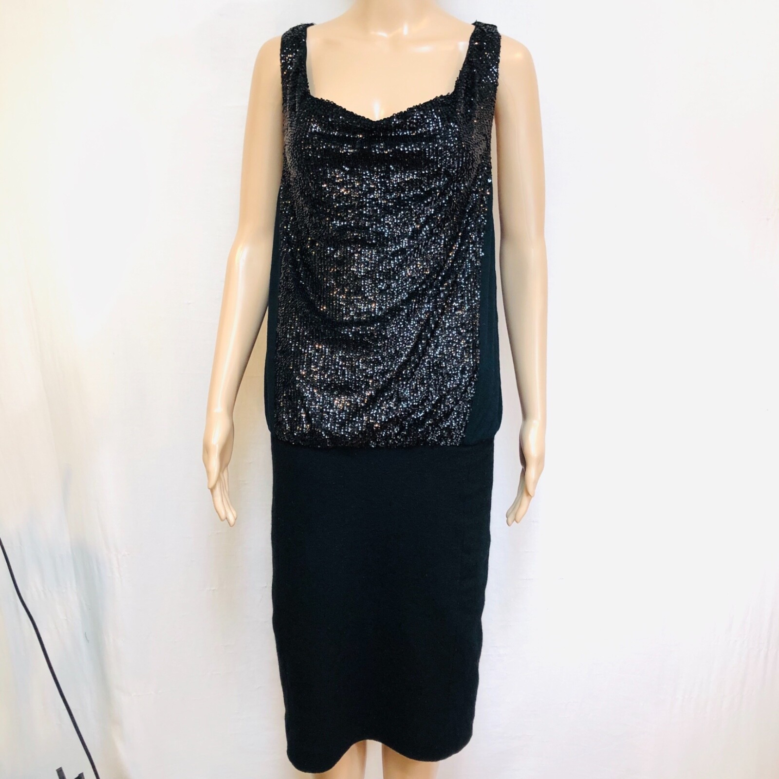 ワンピース RONRON SLEEVELESS SHIRRING DRESS BMY634 MUSINSA公式 | RONRON SLEEVELESS SHIRRING DRESS BLACK
