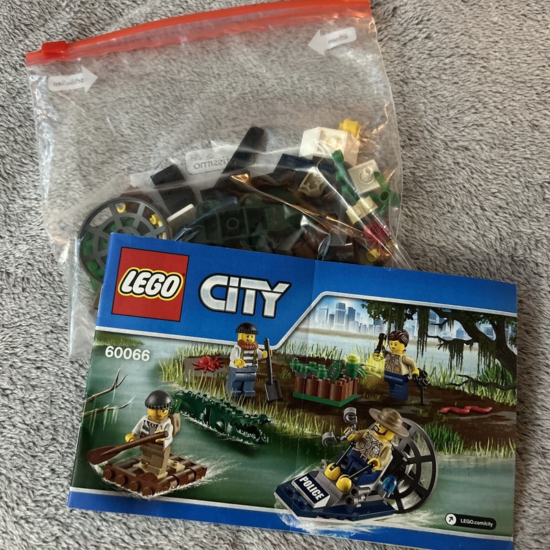 Lego City: Sumpfpolizei Starter-Set (60066) Komplett Set. Ersatzteile