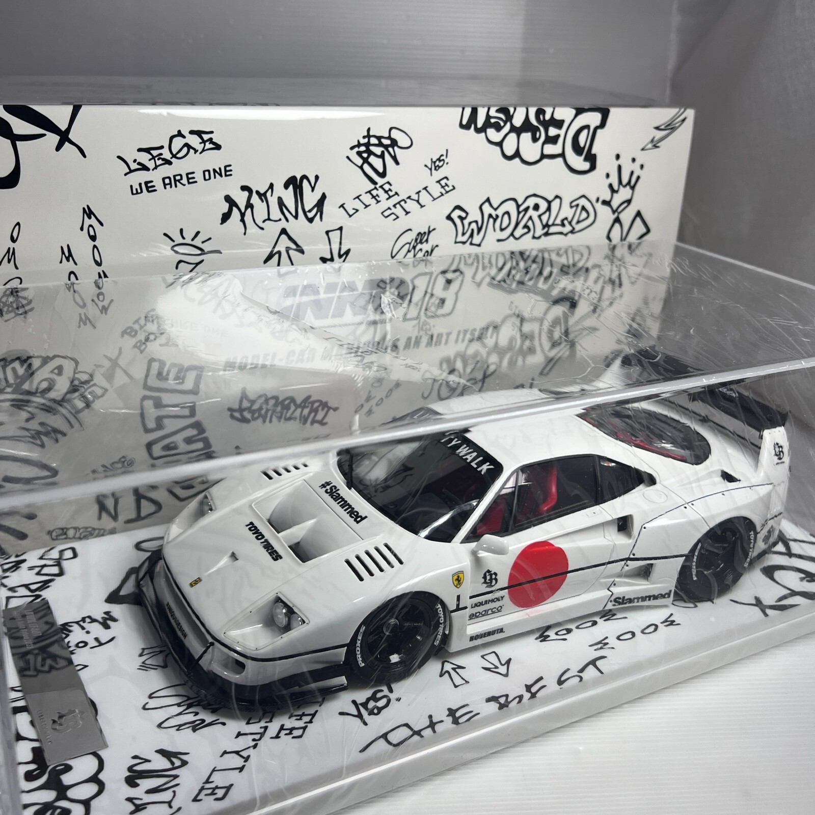 1/18 INNO Ferrari F40 LBWK White Tokyo Auto Salon 2023 IN18R 1/18 INNO Ferrari F40 LBWK White Tokyo Auto Salon 2023 IN18R