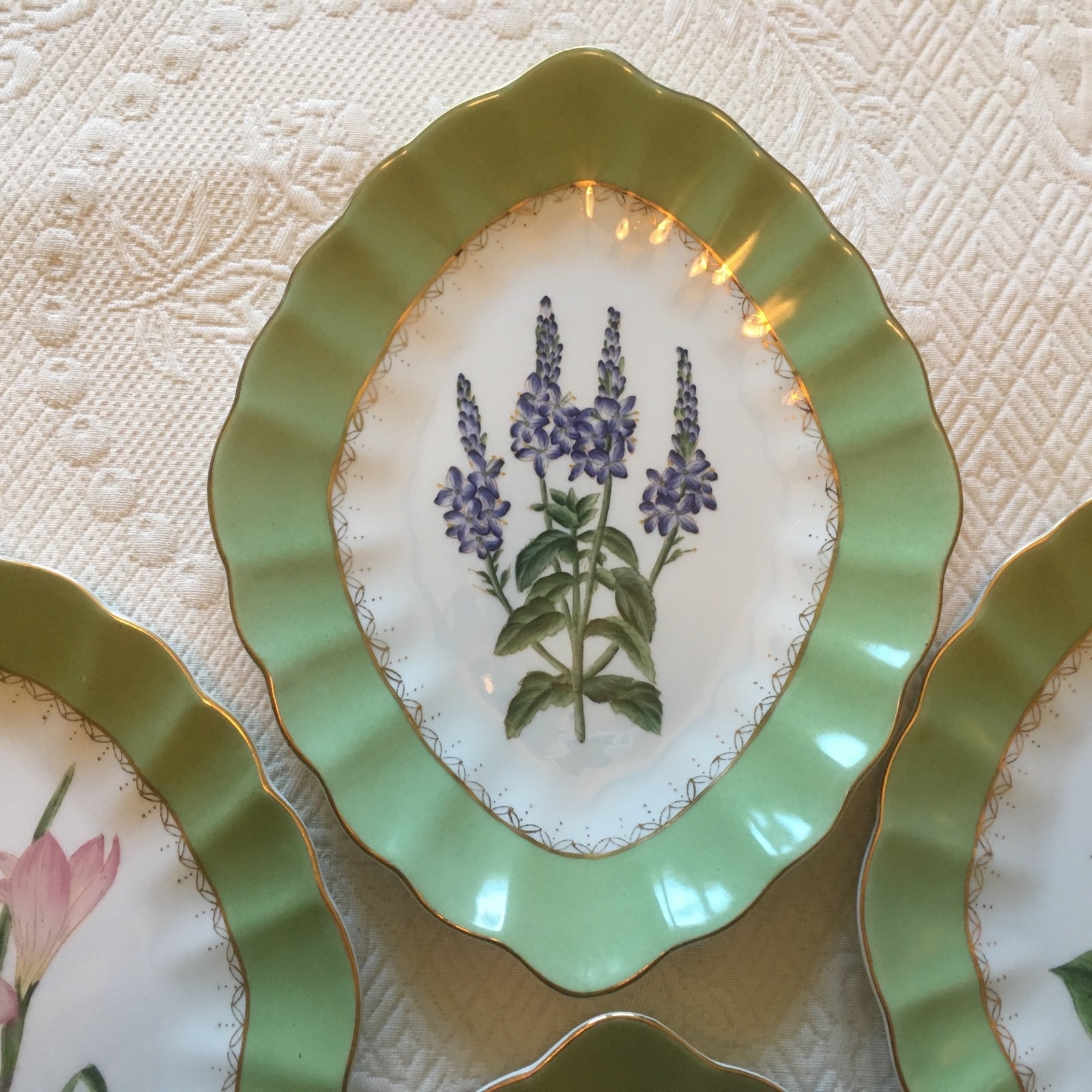 Andrea by Sadek Decorative Floral Flowered Plates