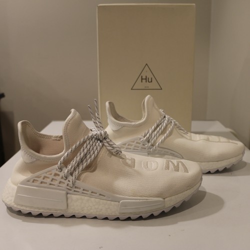 hu black canvas