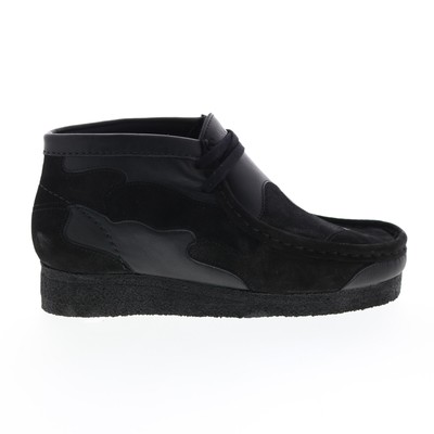 

Мужские черные замшевые ботинки на шнуровке Clarks Wallabee Patch 26163921 Chukkas, Черный, Clarks Wallabee Patch