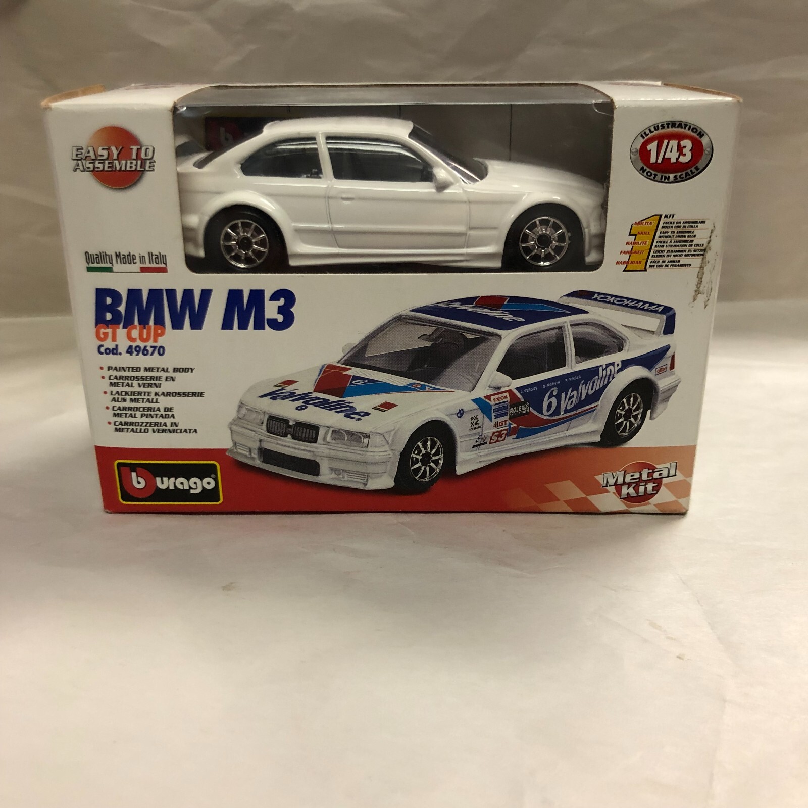 Burago Mark Martin #6 Valvoline BMW M3 GT Cup Metal Kit 1:43