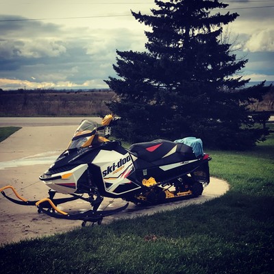 2012 skidoo MXZX 800 E-tec R-motion snowmobile E-START & REVERSE