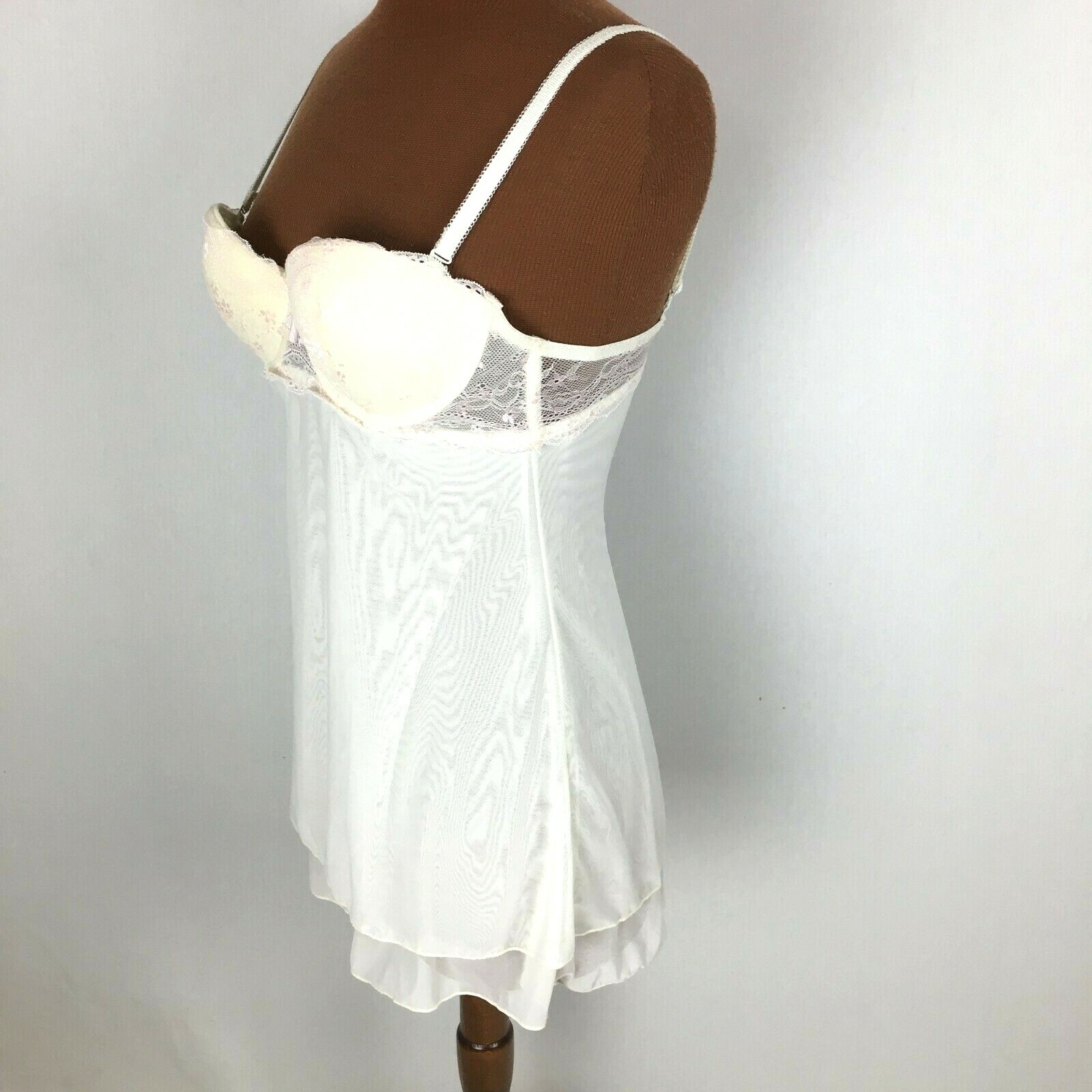 Sophie b Womens Teddie Medium M White Ivory Cami Lace Padded Underwire Kyehole