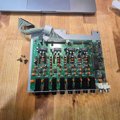 AKAI IB-M208P 8 Outs Expansion Board for MPC 2000XL / 2000
