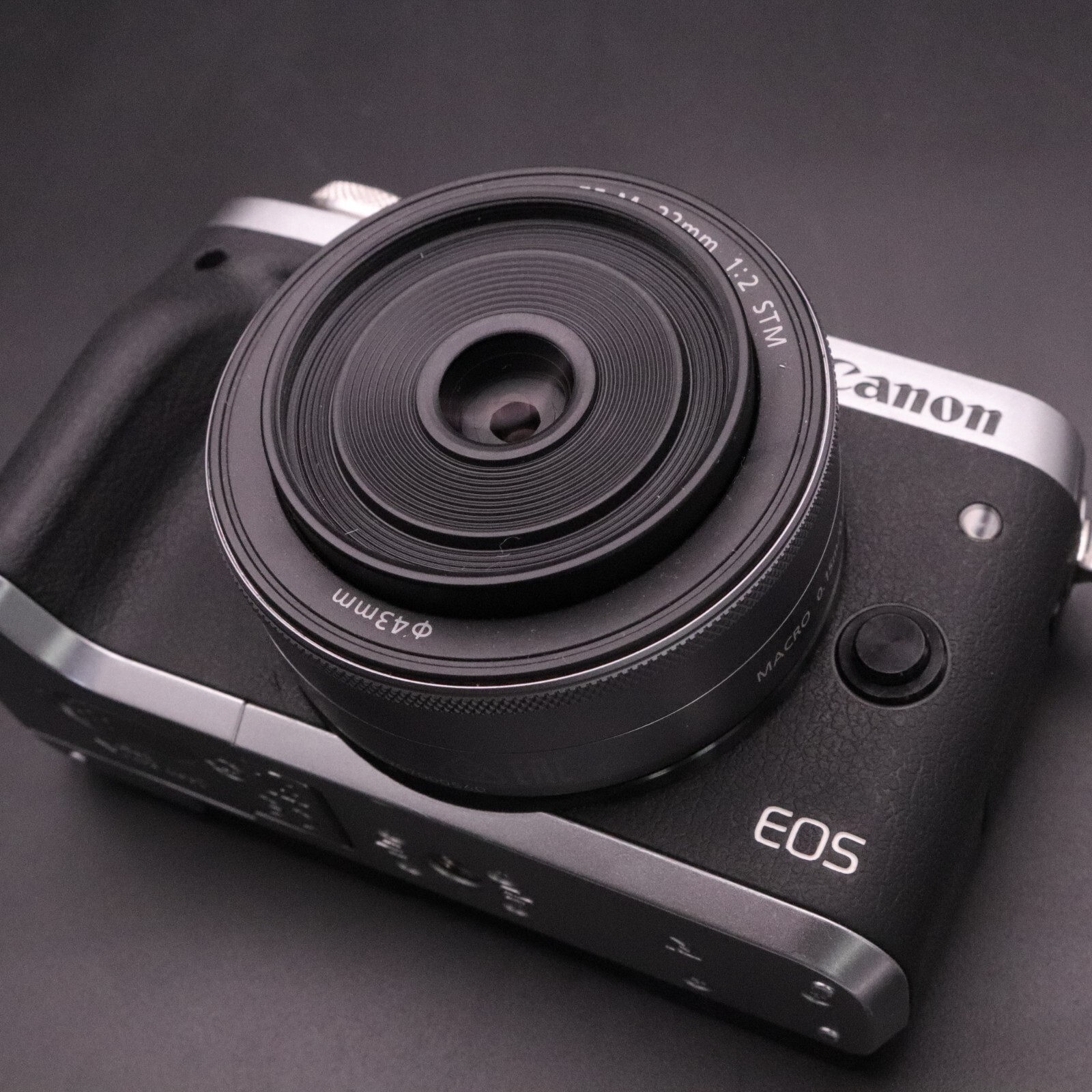 美品 Canon EF-M 22mm F2 STM AA3496#90 Shop Canon Refurbished EF-M 22mm f/2 STM Lens | Canon U.S.A.