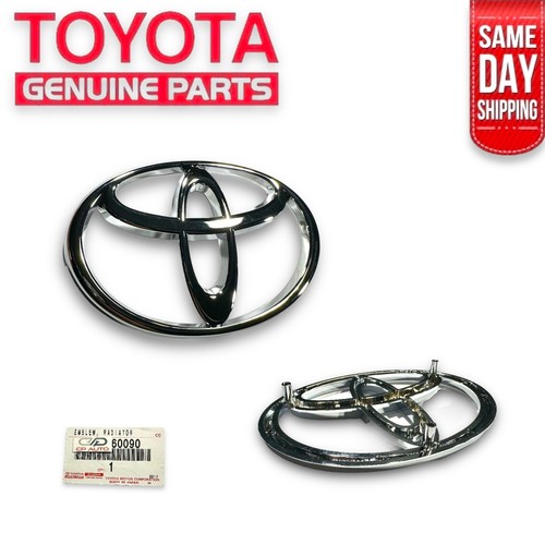 2001-2002 Toyota 4Runner Front Center Grille Chrome Logo
