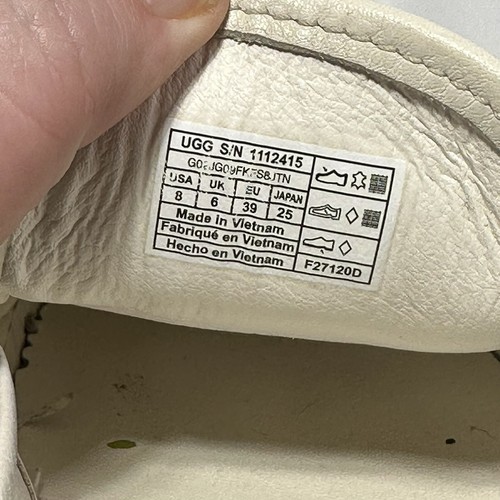 UGG Chayze White Black Leather Loafer Sneaker Size 8