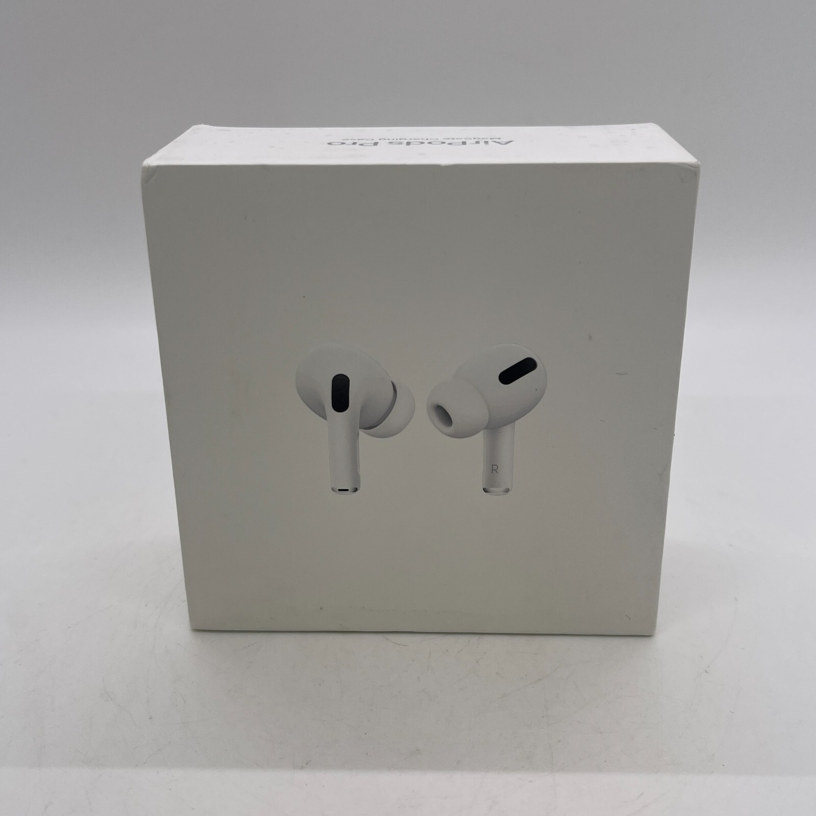 Apple AirPods Pro Wireless MagSafe Charging Case MWP22AM/A *LEFT BUD DEFECTIVE* Apple AirPods Pro Wireless MagSafe Charging Case MWP22AM/A *LEFT BUD DEFECTIVE*