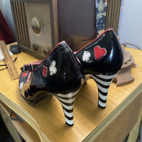 Pleaser Funtasma Contessa Alice in wonderland Court Shoes Dress Hearts Size 7