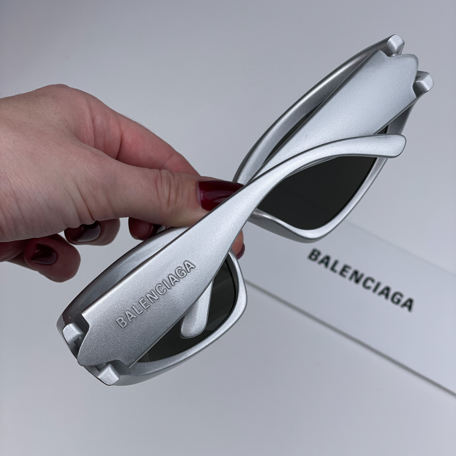 Pre-owned Balenciaga Bb0157s 004 Silver Grey Silver Wraparound Unisex Sunglasses