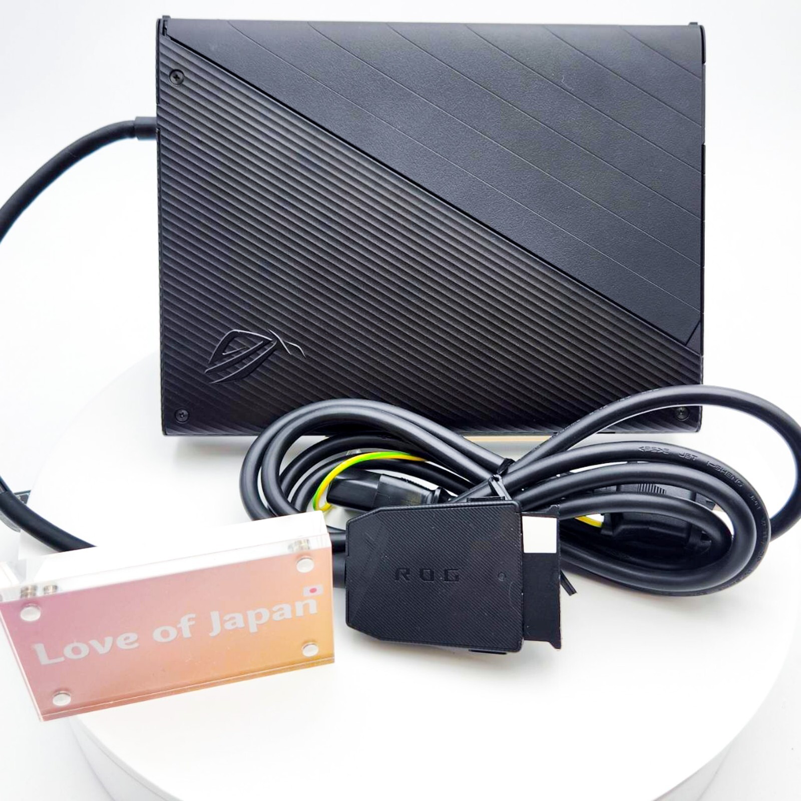グラフィックボード・グラボ・ビデオカード ASUS ROG XG Mobile Radeon RX 6850M XT ASUS ROG XG Mobile GC32L GC32L-021 AMD Radeon RX 6850M XT