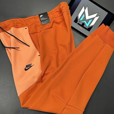 Nike Tech Fleece Orange