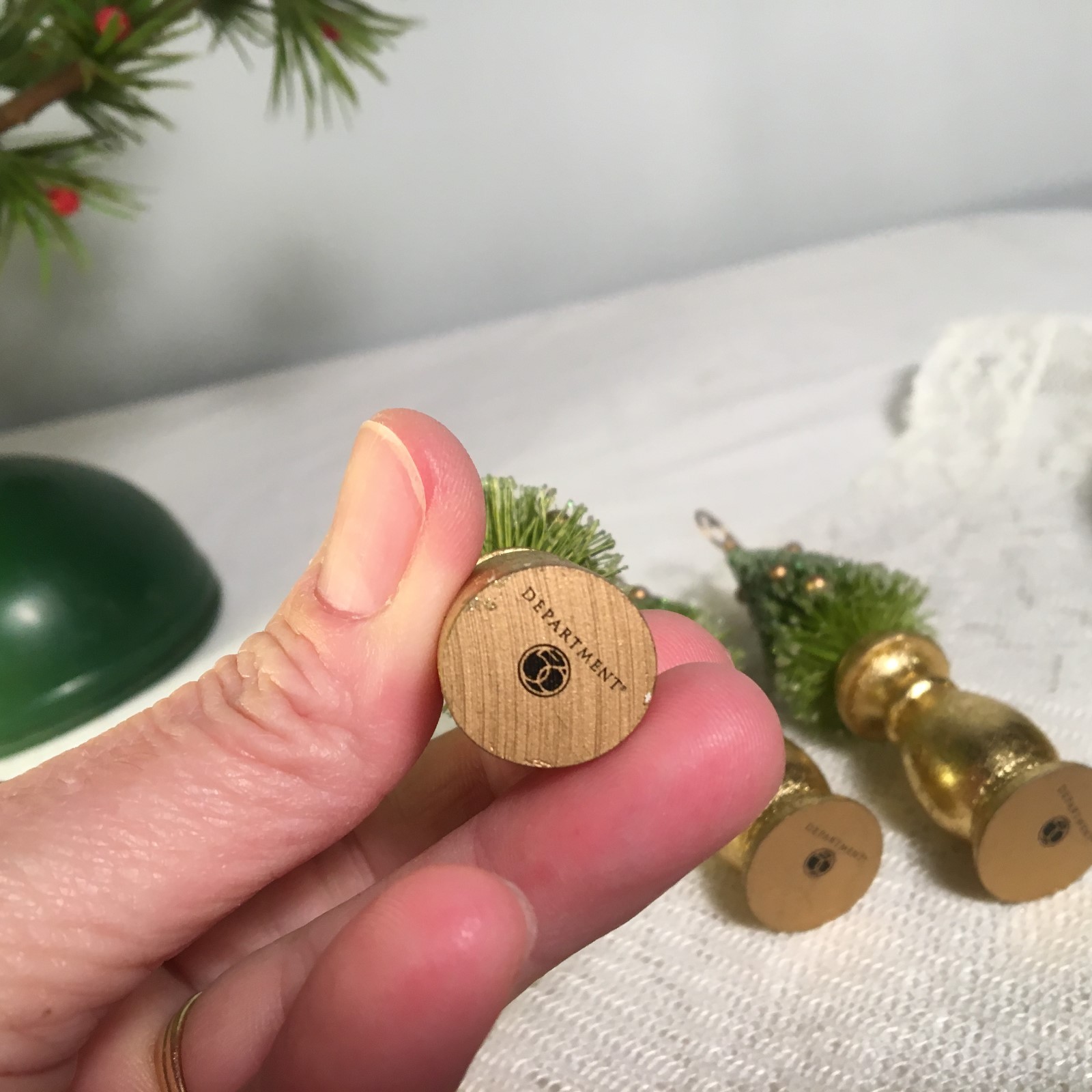 Set of 4 Dept 56 Bottle Brush Christmas Tree Place Card Holders