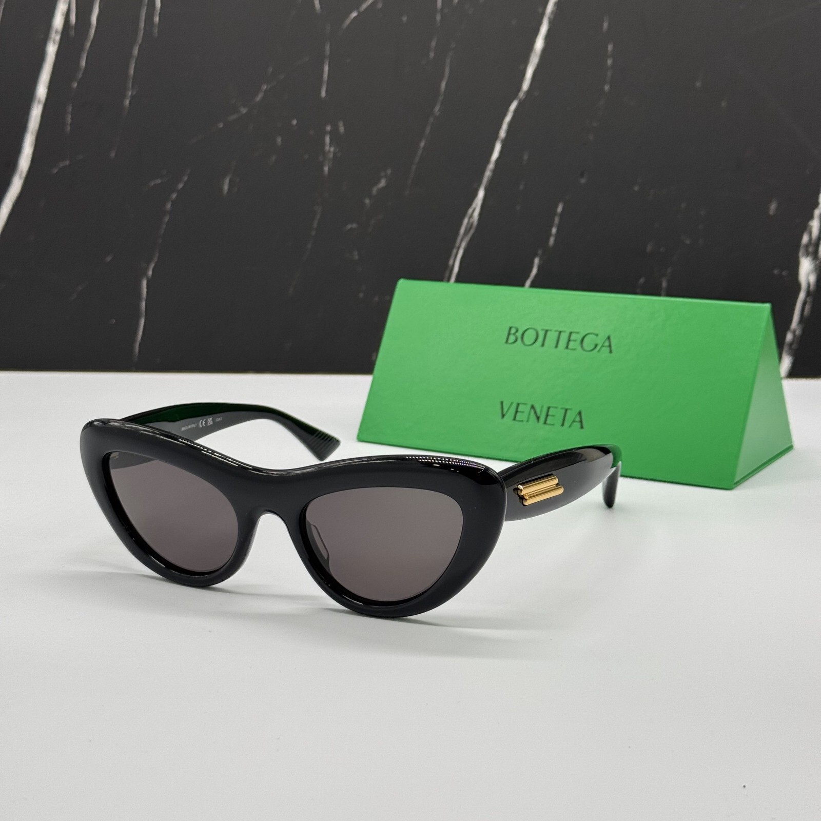 サングラス BOTTEGA VENETA Woman Sunglasses Black BV1270S 001 Bottega Veneta BV1270S 001 Sunglasses - Pretavoir