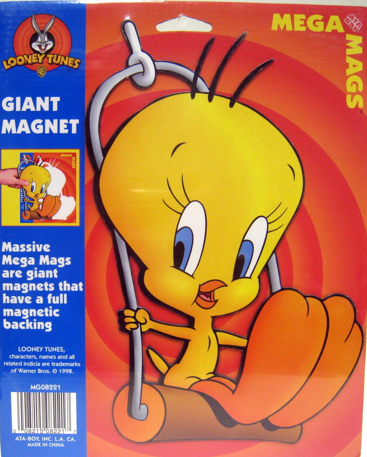 New Tweety Bird Looney Tunes Retired Giant Mega Magnet Large