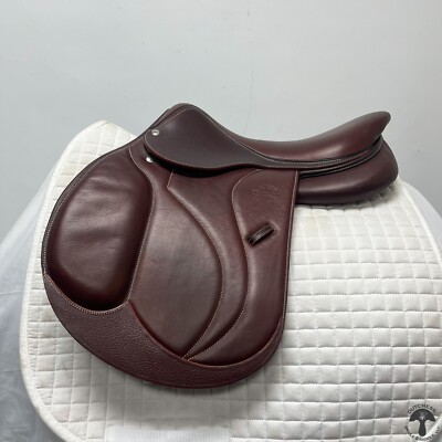 Devoucoux 17'' M Biarritz S Jump Saddle
