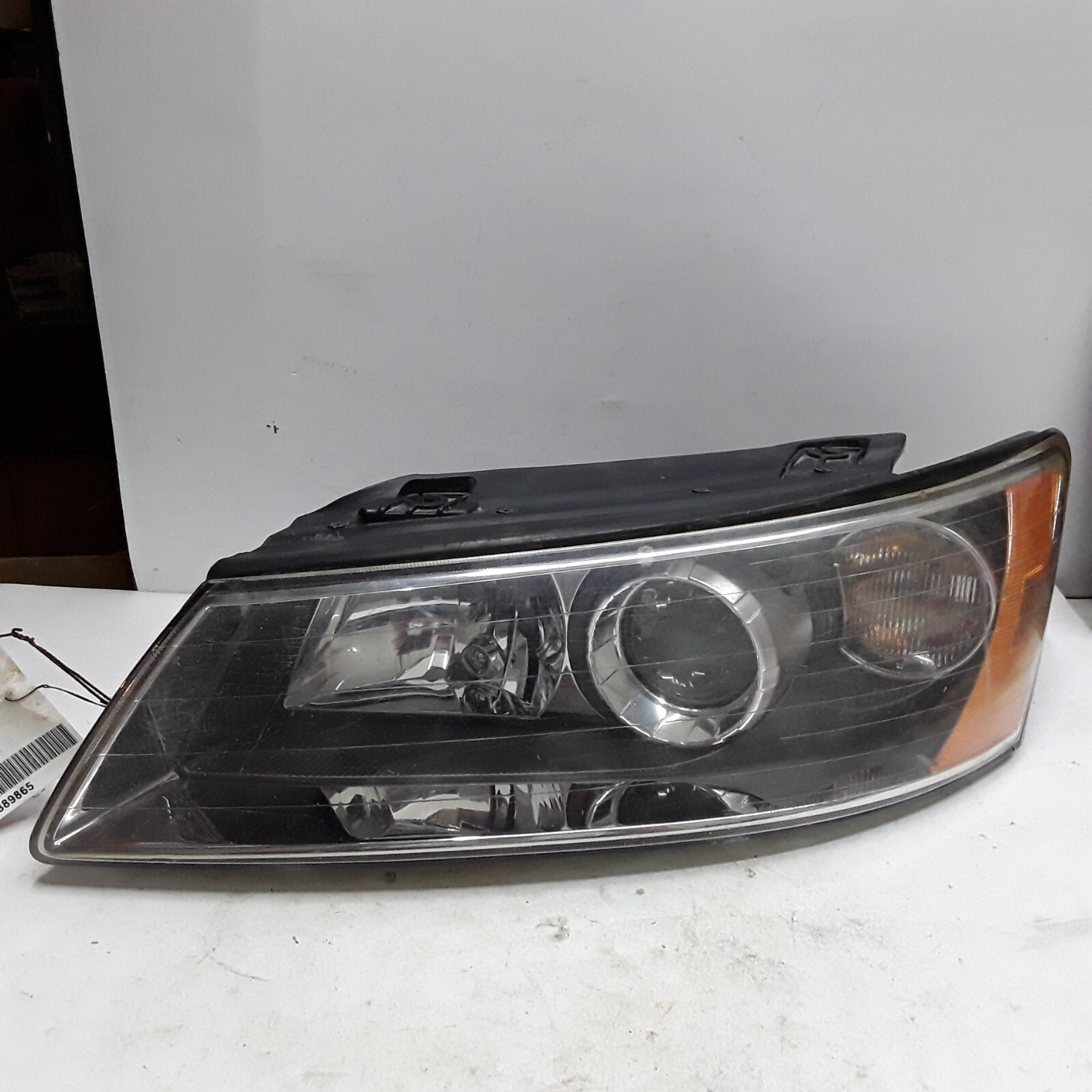06 07 08 Hyundai Sonata left driver's headlight assembly OEM