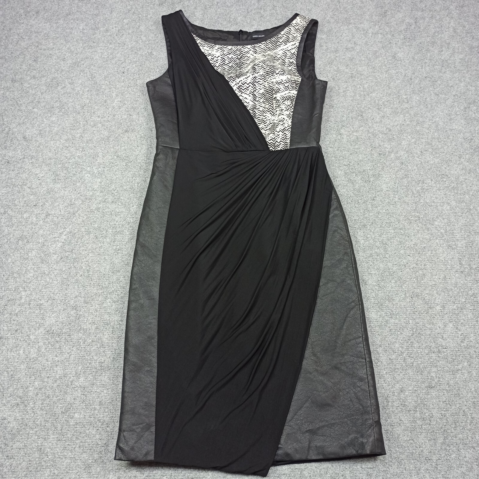 KAREN MILLEN 日本未入荷 フリル プリーツ マミディドレス 無地 Karen Millen(カレンミレン) レディース - 海外通販のBUYMA