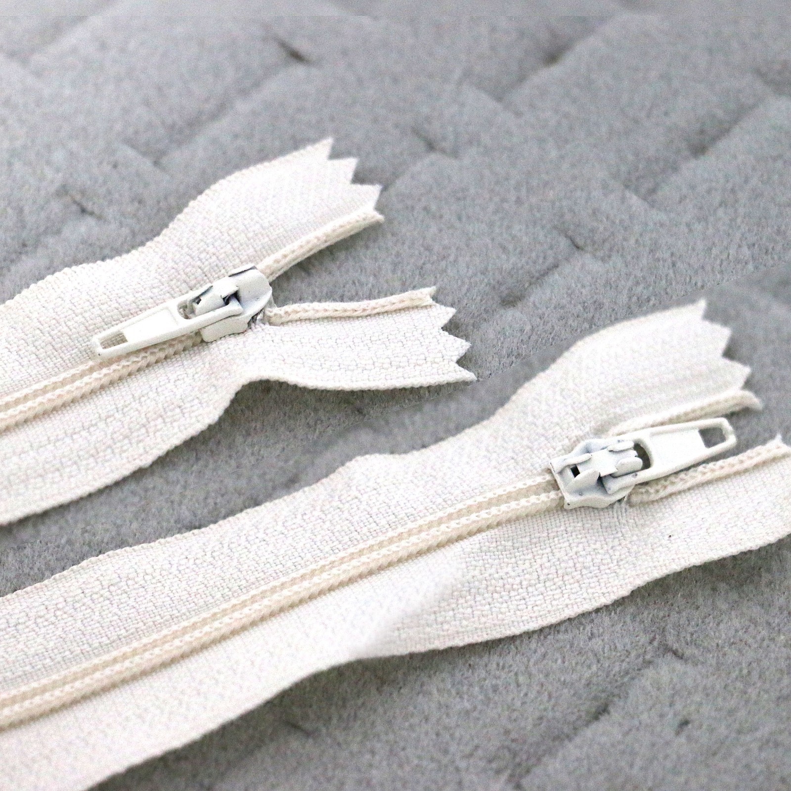 Nylon Coil Zippers #3,in a variety of colors and lengths.CHOOSE YOUR OPTIONS,USA