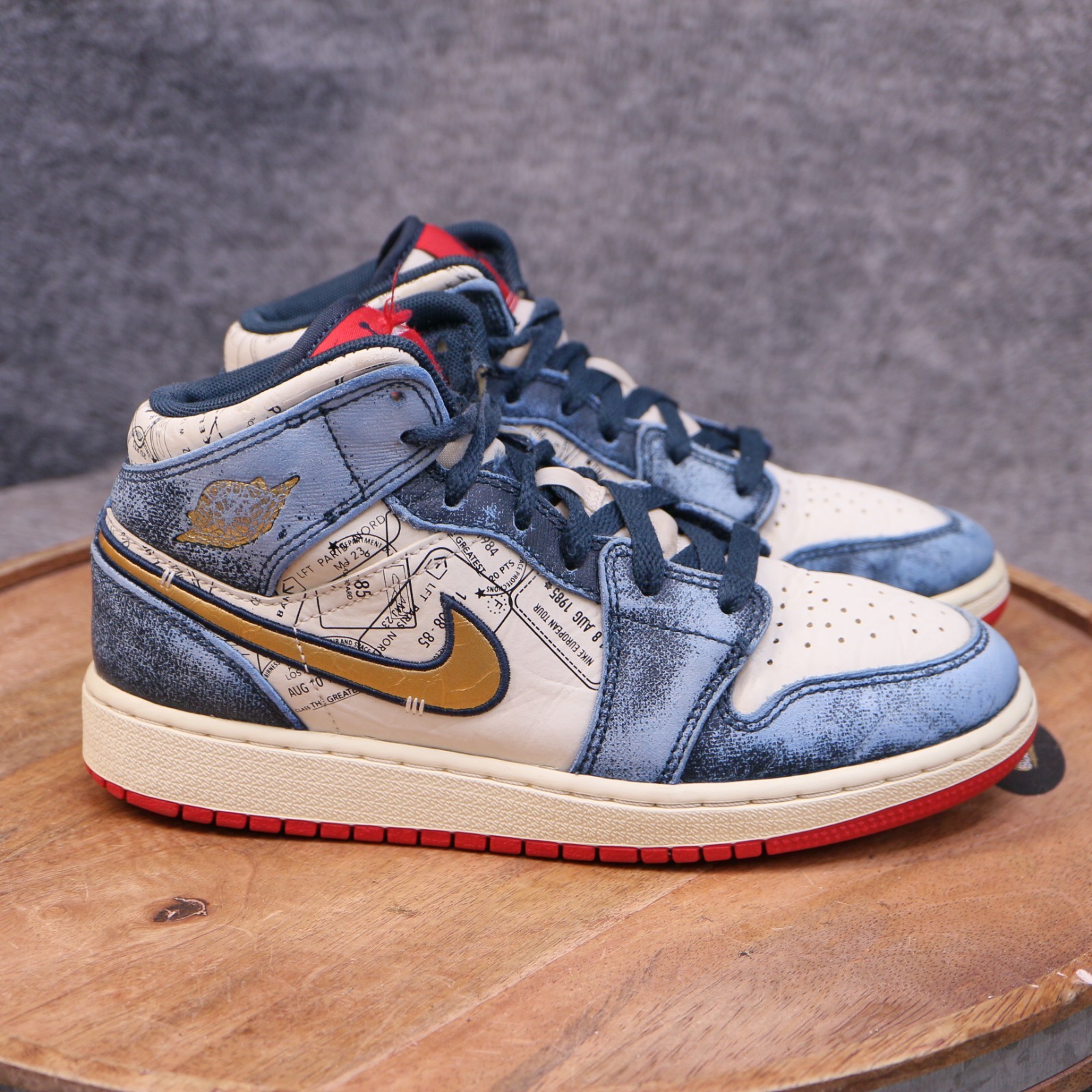 Nike Air Jordan 1 Mid SE Armory Navy Gold Red White FN1353 400 GS