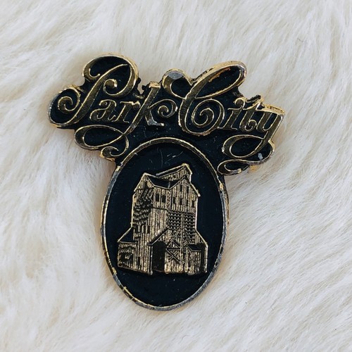 Park City Utah Ski Resort Black & Gold Tone Souvenir Brooch Lapel Pin Badge