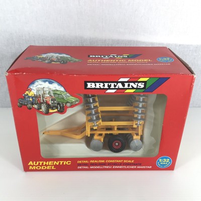 Britain''s 9590 Disk Harrow 1:32 Scale Boxed