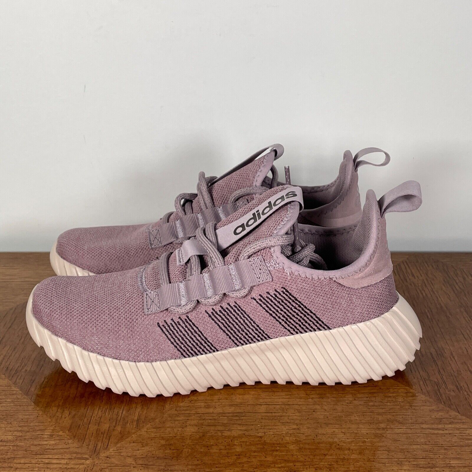 Adidas Shoe Womens 7.5 Purple Mesh Lace Up Comfort Sylish Adidas Shoe Womens 7.5 Purple Mesh Lace Up Comfort Sylish