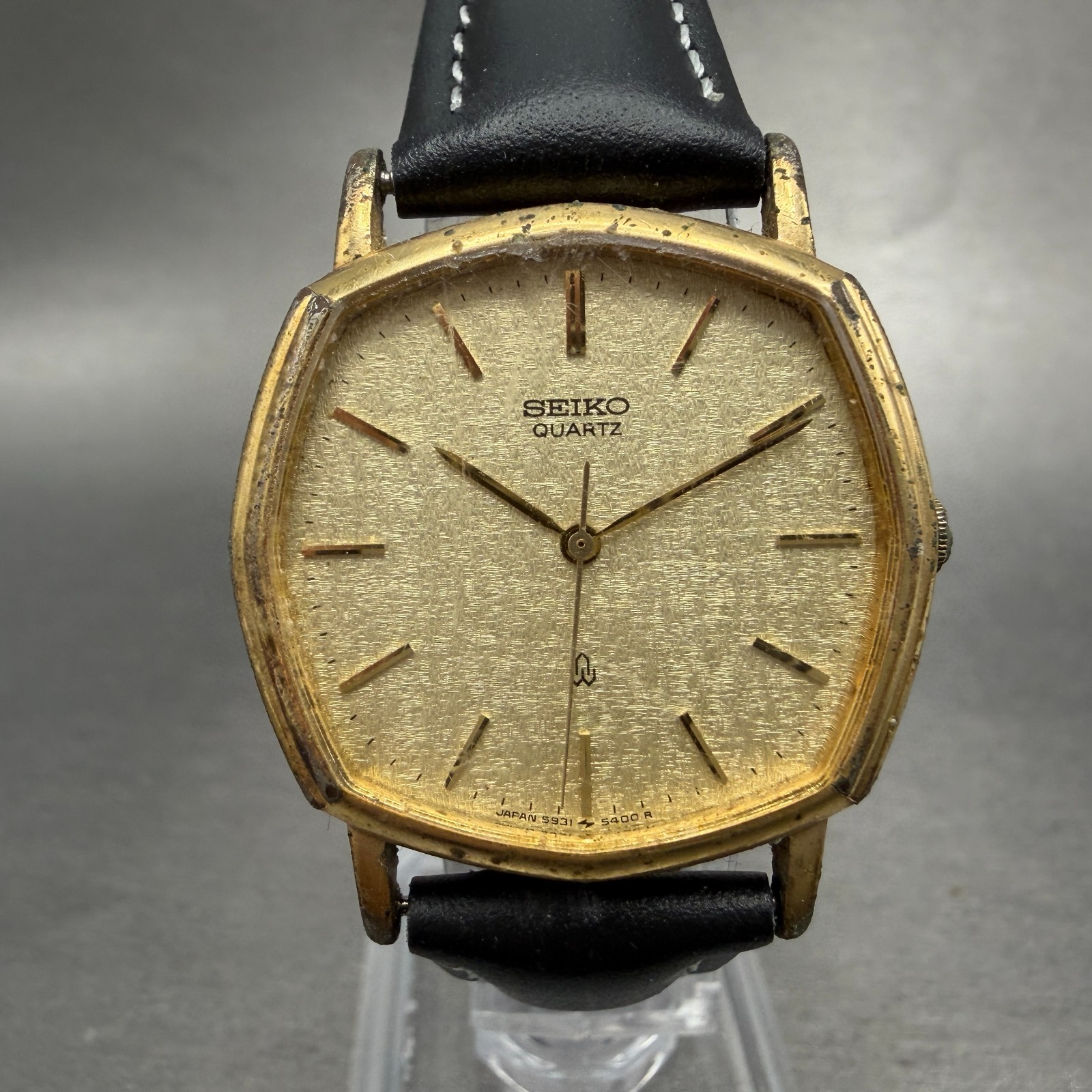 もさこ Seiko Watch 5931-5350 - Vintage Quartz case ⁄ Dial Gold SGP Back