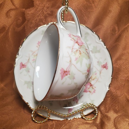 希少!ドイツ製Hutschenreuther ViktoriaサービングDish Hutschenreuther, Viktoria | Replacements, Ltd.