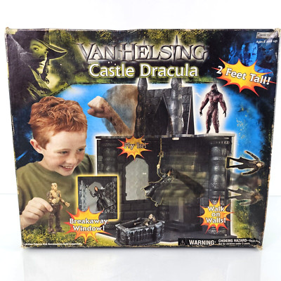 Van Helsing CASTLE DRACULA Playset Monster Slayer 2 Feet Tall 2004 SEALED BOX
