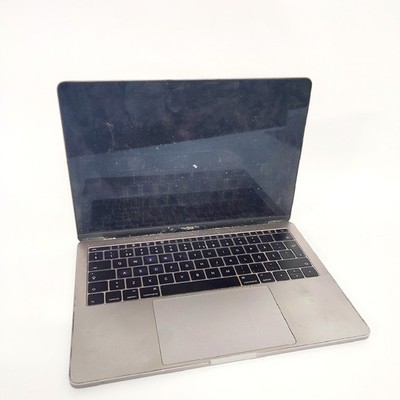 Macbook Pro A1708 (2017) Space Grey i5 8GB 256GB GRADE C scandinavian 25
