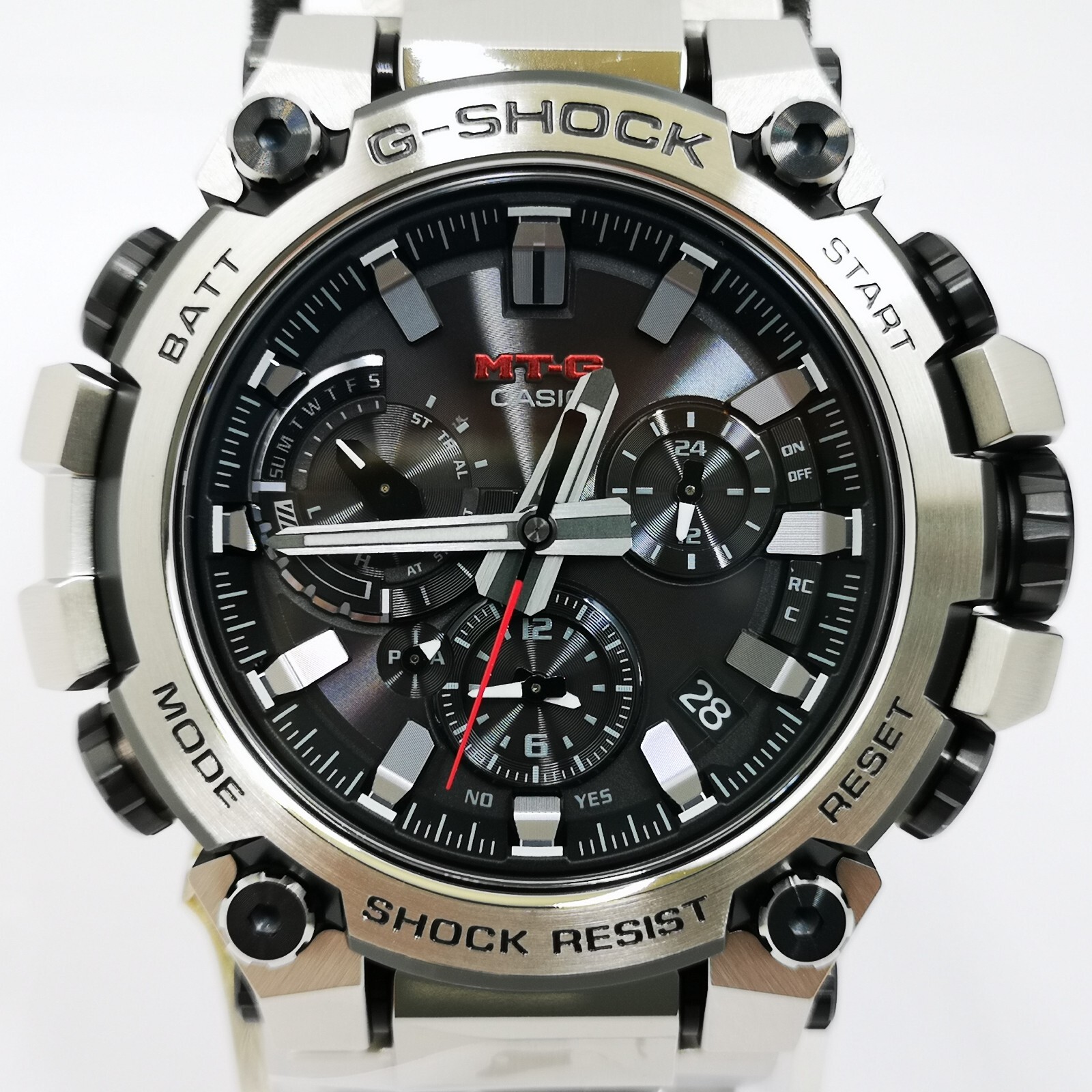 Pre-owned Casio G-shock Mtg-b3000d-1ajf Silver Bluetooth Solar Men's Watch In Box