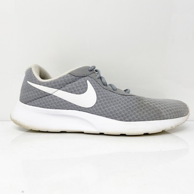 Кроссовки для бега Nike Womens Tanjun 812655-010 серые, размер 9