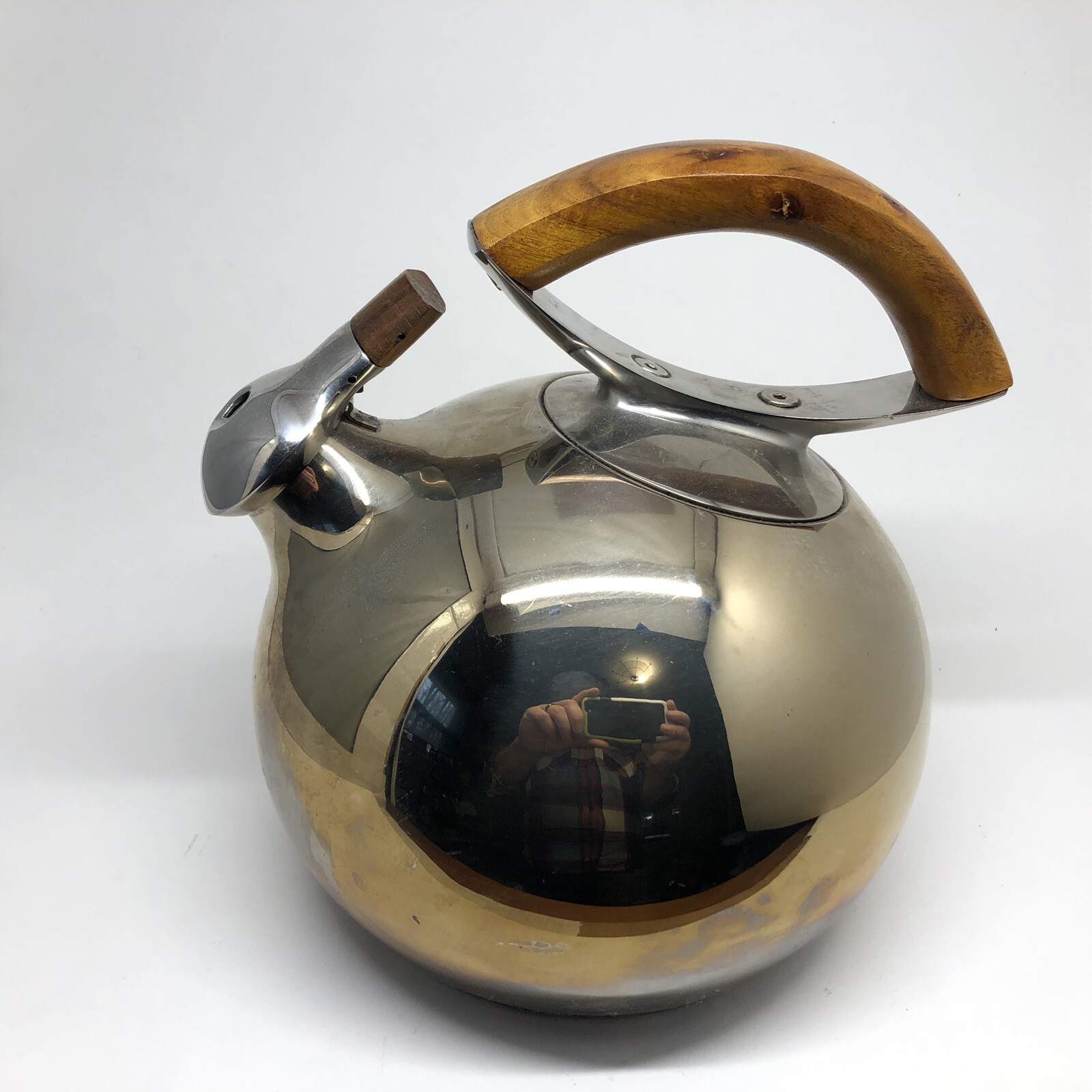 Nambe Tea Kettle Bulbo Lou Henry designer - Pipe Organ Sounding Whistle