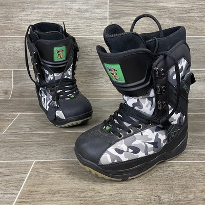 world industries snowboard boots