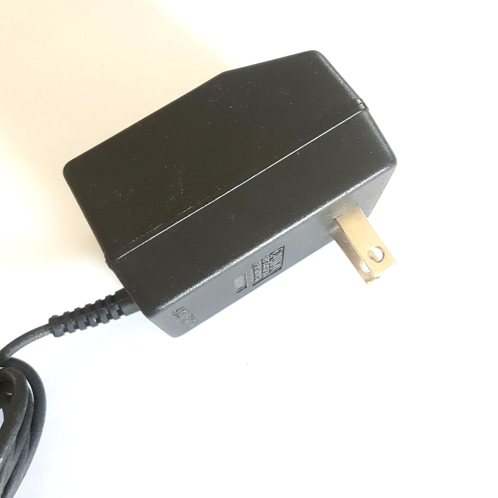 Kyocera TXACA0C01 AC Adapter Cell Phone Power Supply Travel Charger 5.2V 400mA