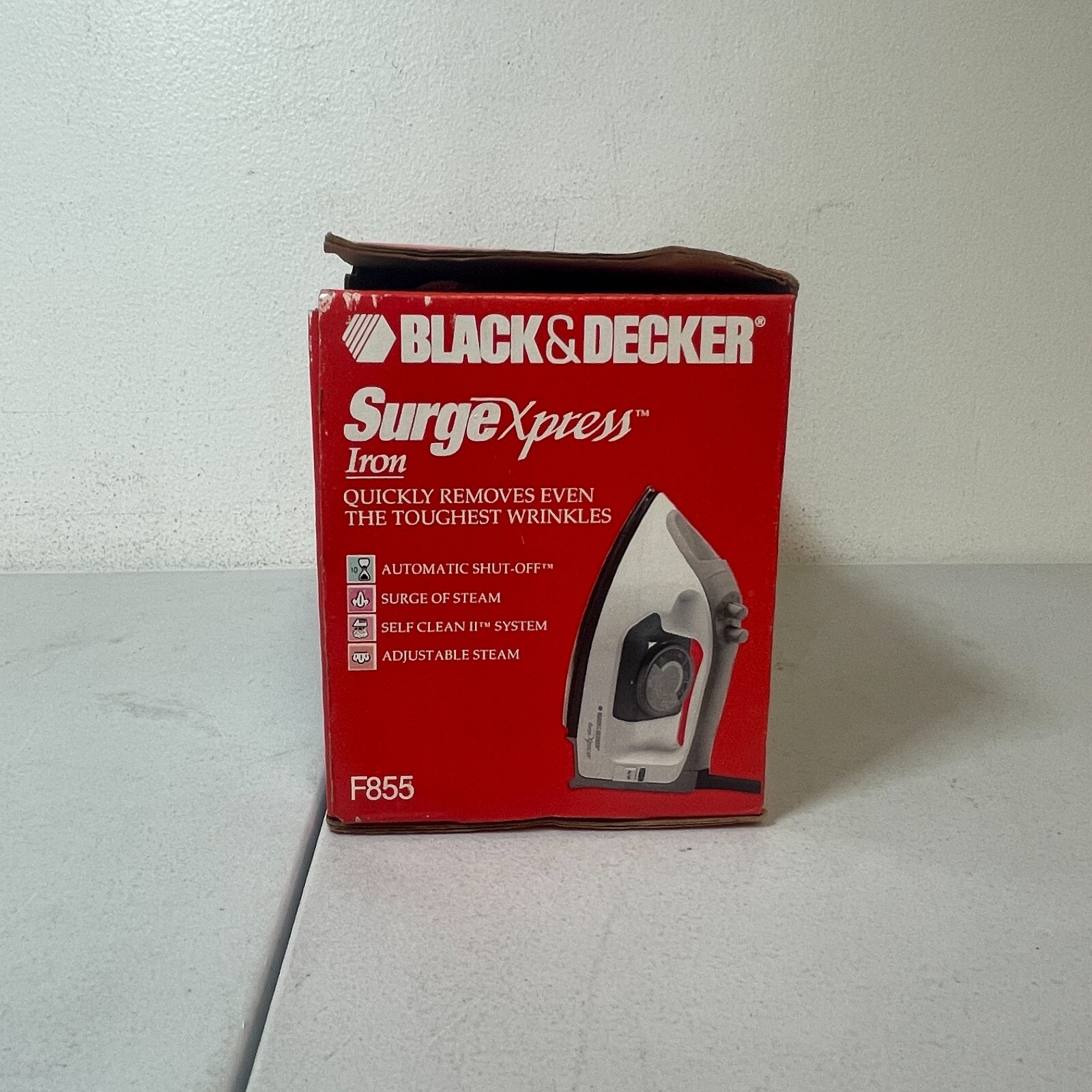 Vintage 1993 Black & Decker Surge Xpress Iron 179486-08