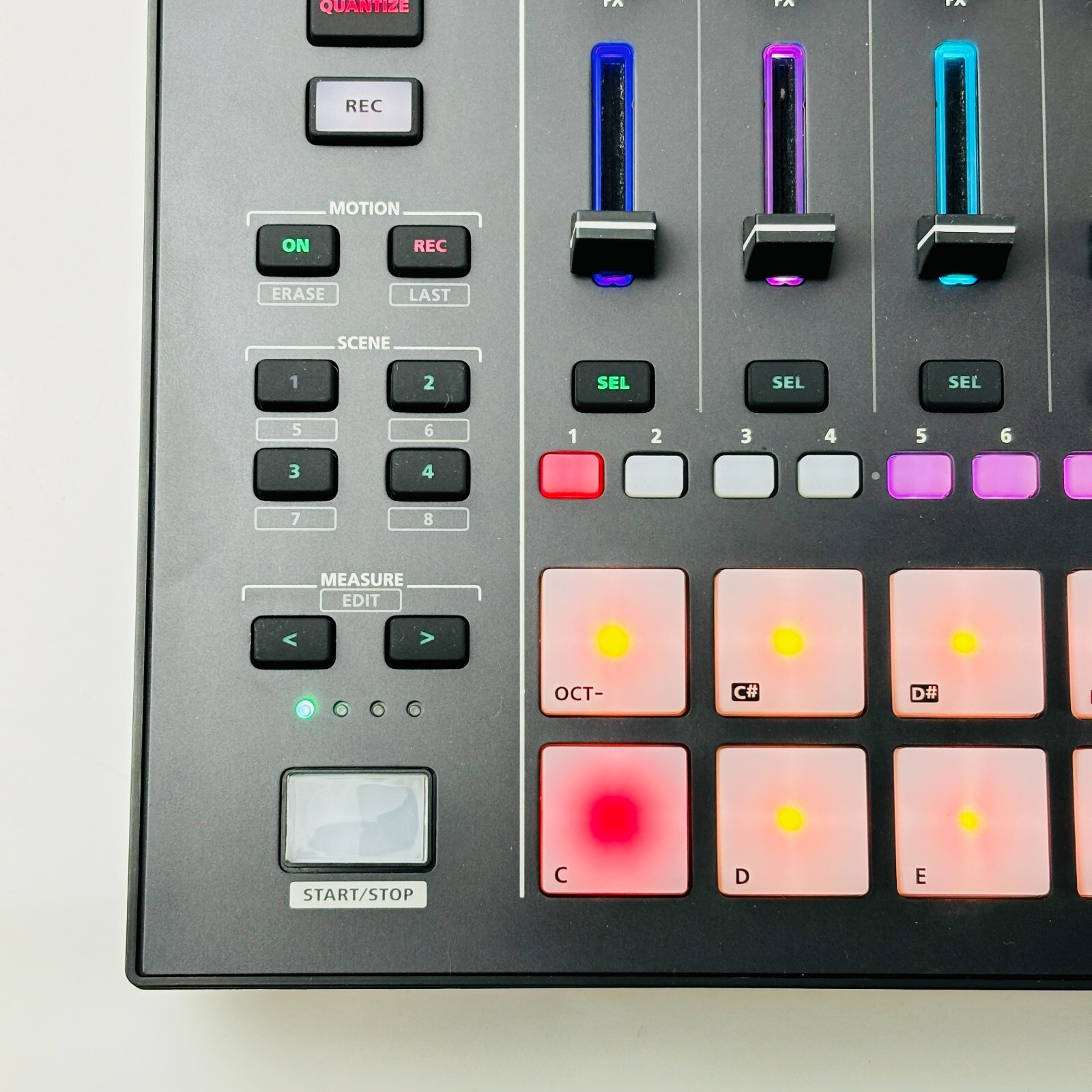Roland MC-707 Sampler Drum Machine Synthesizer Groovebox
