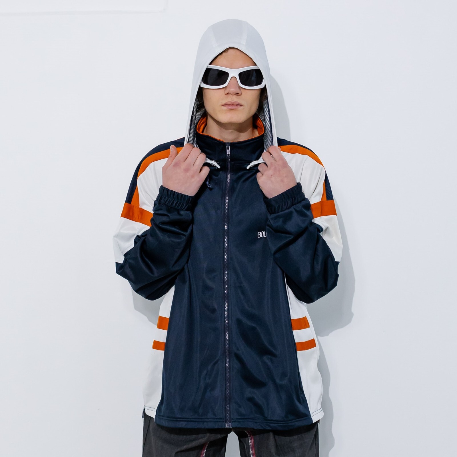 90's Vintage Boulder hooded track jacket in navy/white